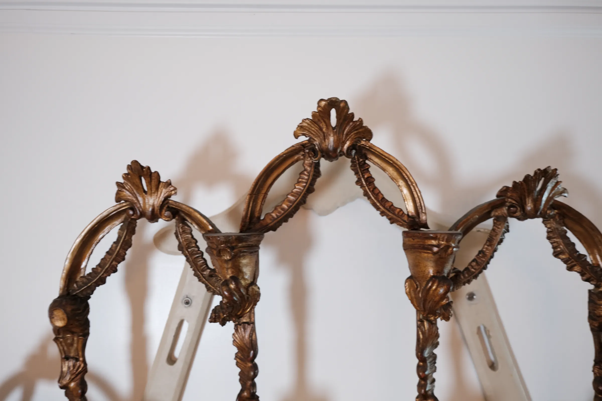 Rococo Gilt Limewood Étagère, view 5 of 7